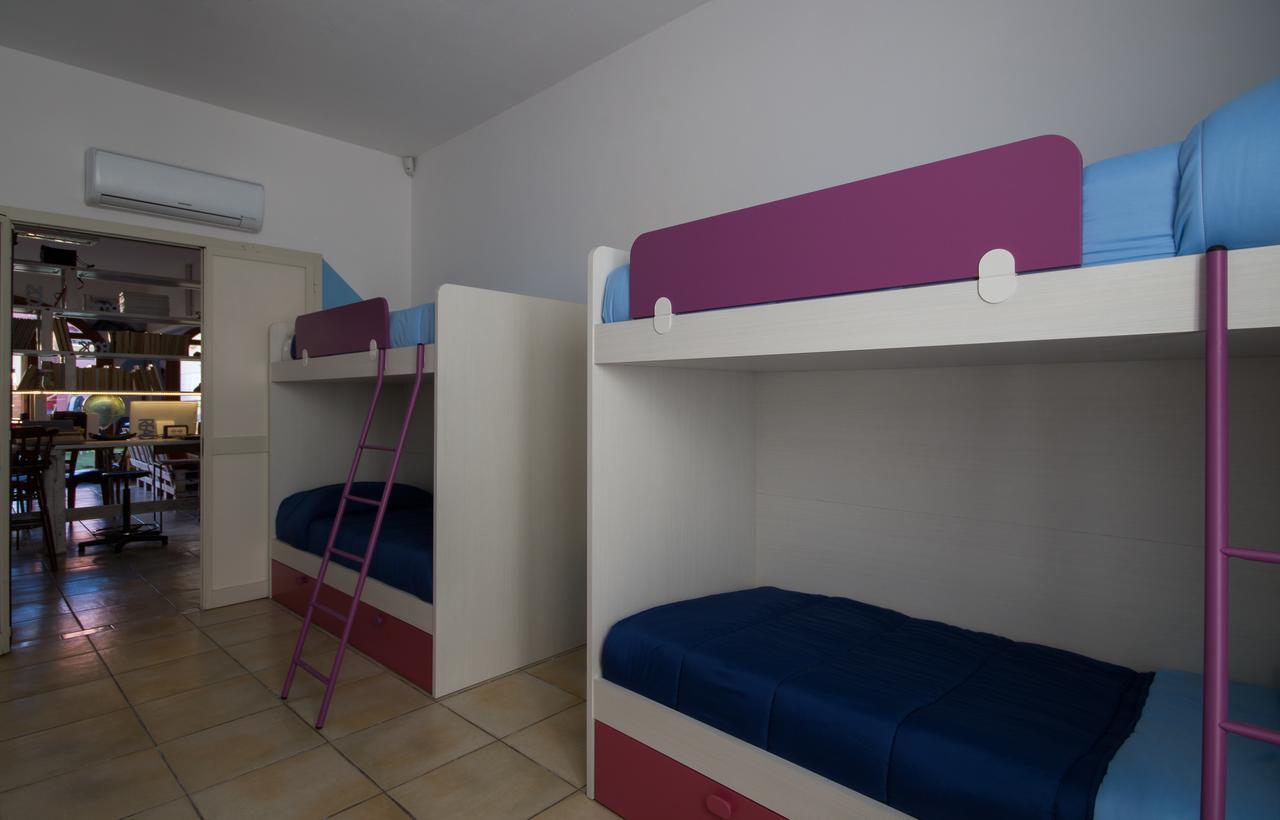 Hostel Sardinia Quartu Sant'Elena Exterior photo
